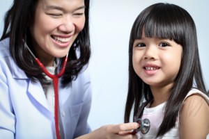 pediatrician and girl 