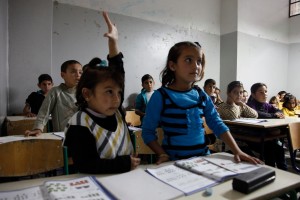Syrian_refugee_children_in_a_Lebanese_school_classroom_(15101234827)